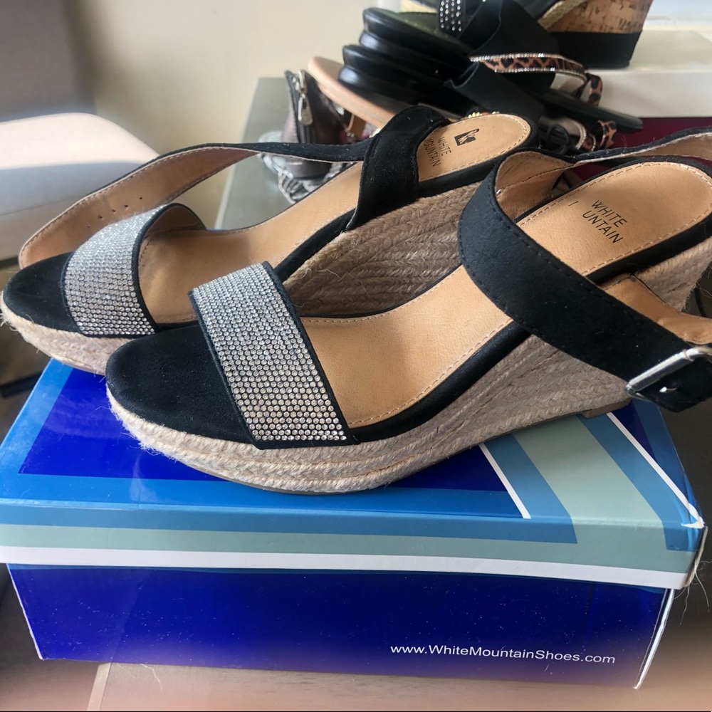 White mountain sandals